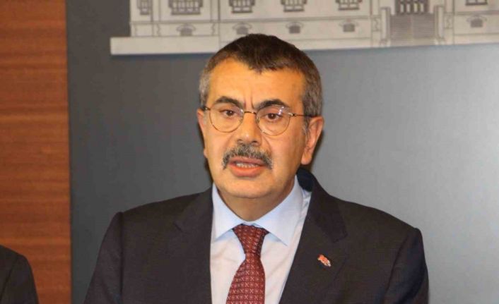 Milli Eğitim Bakanı Yusuf Tekin: "Elazığ ve Malatya’da okullar bir gün tatil edildi; Okullarımız ile ilgili herhangi bir hasar tespitimiz yok"