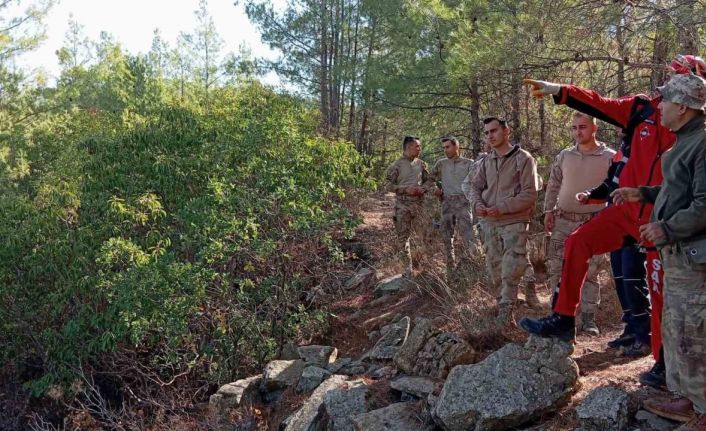 On ay önce mantar toplarken kaybolan yaşlı adamı komando timleri arayacak