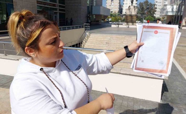 Samsun’da 2 çocuk annesi kadına önce evini sattırdılar, ardından da üzerine şirket açıp dolandırdılar