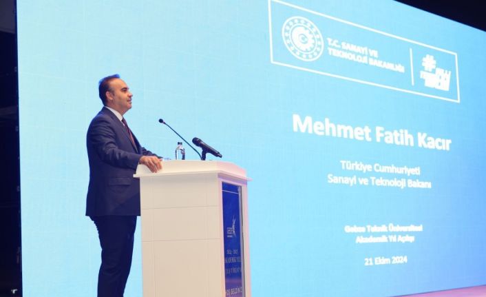 Sanayi Teknoloji Bakanı Kacır: "Türkiye’nin yüksek teknoloji ihracatı 9 milyar doları aştı"