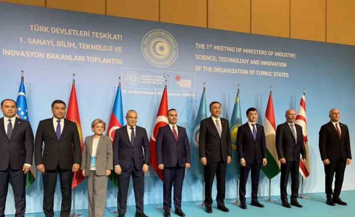 Sanayi ve Teknoloji Bakanı Kacır: "Toplam sanayi istihdamını 3 milyon 900 binden 6 milyon 700 bine yükseltmeyi başardık"