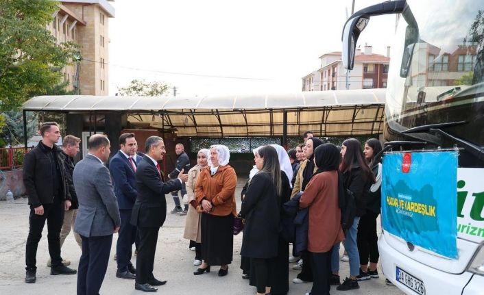 Şırnak’tan 45 kadın, Huzur ve Kardeşlik Buluşmaları Projesi kapsamında Ankara’ya gitti