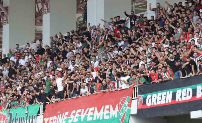 TFF 3. Lig: Kuşadasıspor: 0 - Karşıyaka: 2