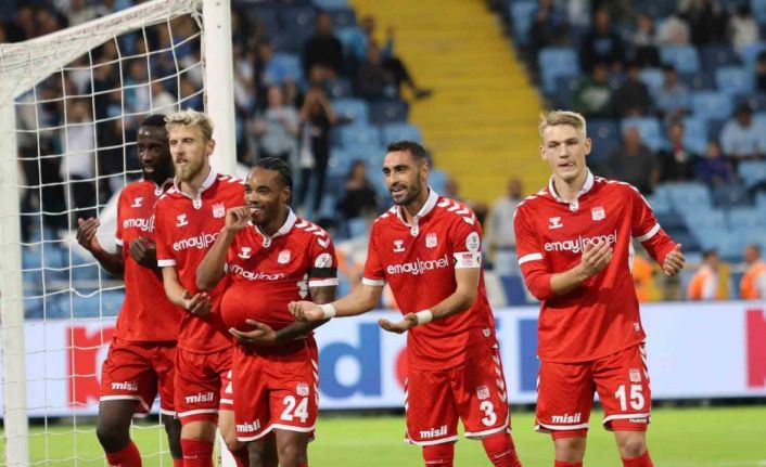 Trendyol Süper Lig: Adana Demirspor: 2 - Sivasspor: 4 (Maç sonucu)