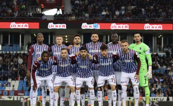 Trendyol Süper Lig: Trabzonspor: 0 - RAMS Başakşehir: 0  (İlk yarı)