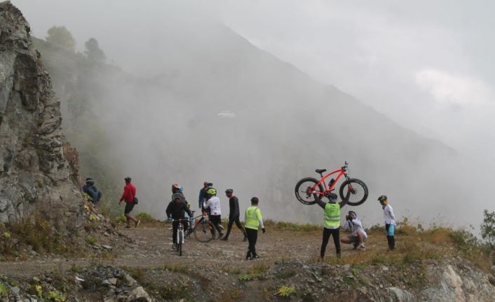 Turizmde üçüncü çeyrek geliri 23 milyar 219 milyon 751 bin dolar oldu