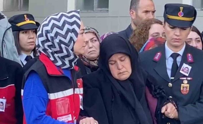 TUSAŞ saldırısında şehit olan taksi şoförünün naaşı askeri törenle hastaneden alındı