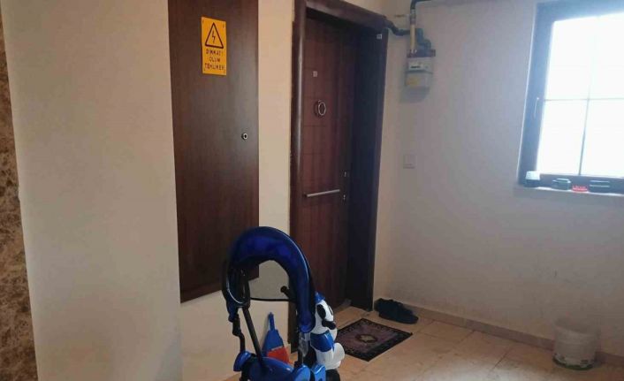 3 yaşındaki kız çocuğunun şüpheli ölümüyle ilgili konuşan komşusu: “Olaydan bir ay önce kadar çocuğun yüzünde yine morluklar vardı”