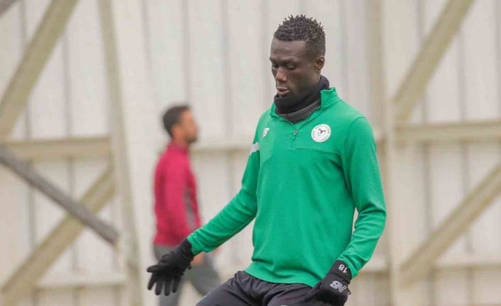 Alassane Ndao: “Hatayspor maçını önemli bir 3 puan olarak görüyoruz”