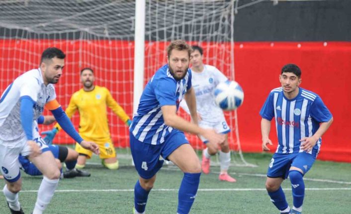 Aliağa Helvacı, zirveye 1 adım daha yaklaştı