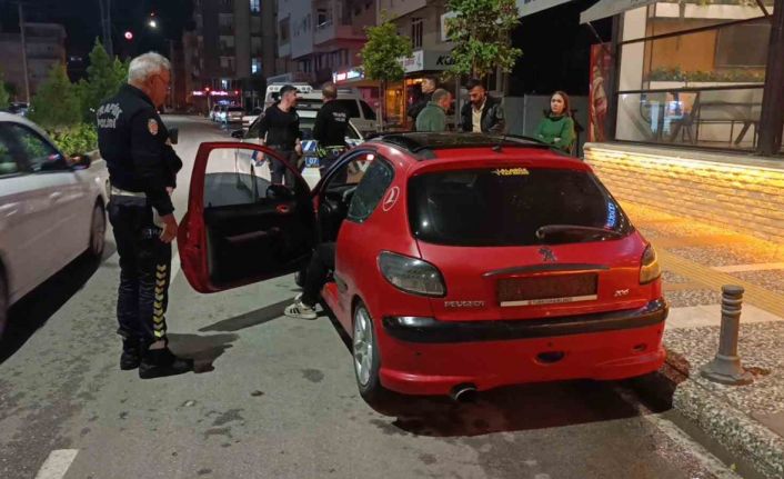 Alkollü araç kullanmaktan ehliyetine el konulan sürücü, tekrar akollü ve ehliyetsiz yakalandı