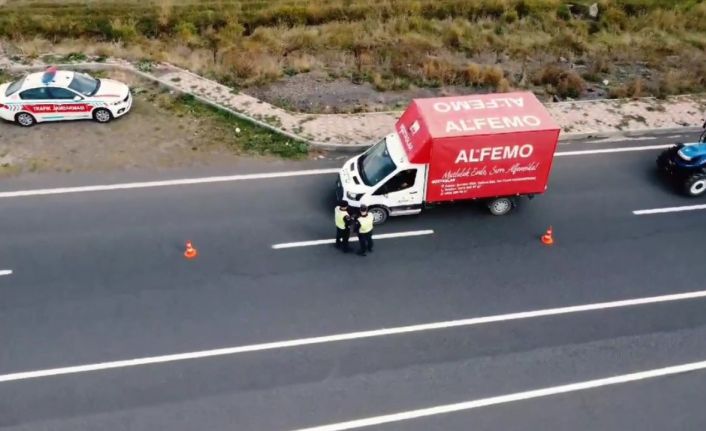 Arpaçay’da polis ve jandarma kuş uçurtmuyor