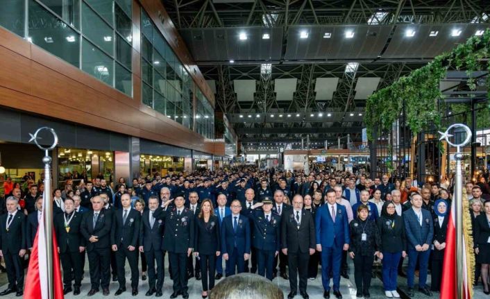 Atatürk, 10 Kasım’da İstanbul Sabiha Gökçen’de özel bir hologram gösterisiyle anıldı