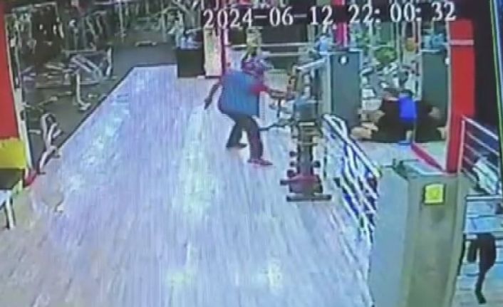 Babanın 3 yaşındaki oğlunun gözü önünde öldürüldüğü cinayetin görüntüleri ortaya çıktı