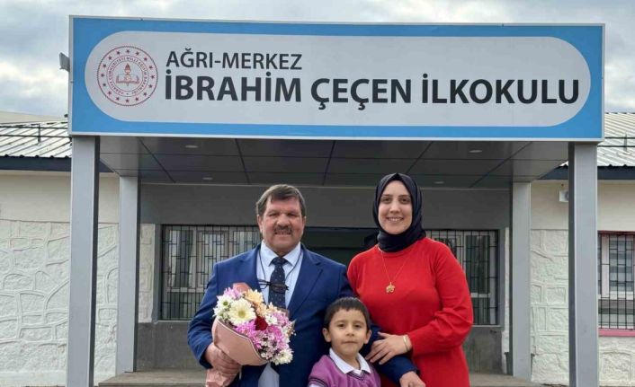 Başarılarla dolu 45 yıllık öğretmenlik hayatına, önlüğünü kızına devrederek veda etti