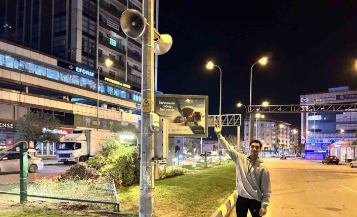 Basıldığında çimenlerden gelen ses; vatandaşlara sert ve emredici gelince, yumuşak ve etkileyici güzel bir sese dönüştürüldü