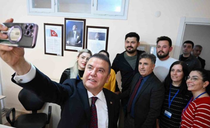 Başkan Böcek: “Aksu’da yapılması gereken ne varsa yapacağız”