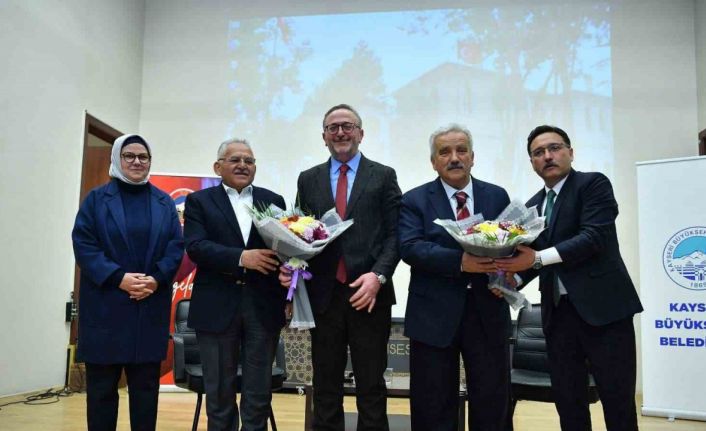 Başkan Büyükkılıç, ‘Osmanlı Devlet Geleneğinde Protokol Konferası’na katıldı