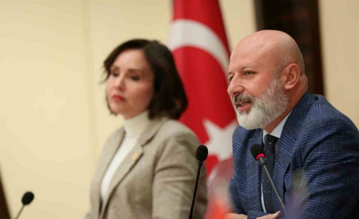 Başkan Çolakbayrakdar’dan gençlere ‘Spor Okulu’ müjdesi