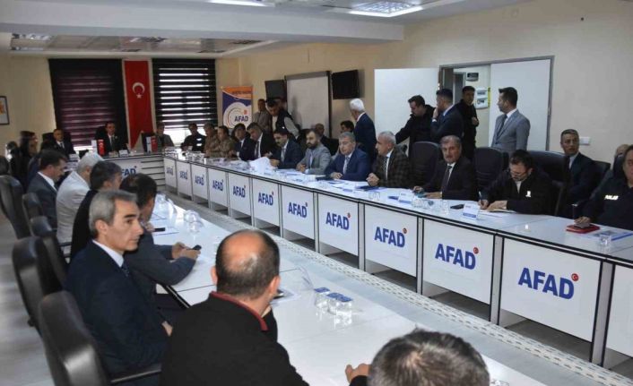 Bitlis’te kış tedbirleri toplantısı düzenlendi