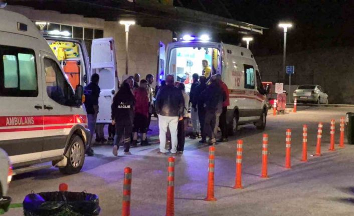 Bodrum’da cinnet getiren şahıs kardeşinin bulunduğu marketi ateşe verdi: 1 ölü, 5 yaralı