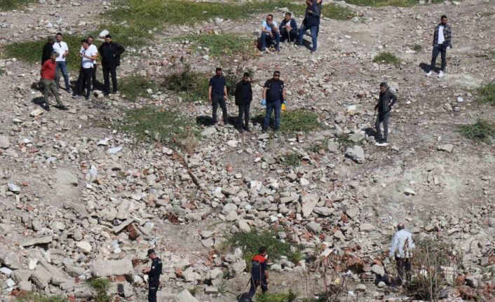 Boş arazide bulunan kemik parçalarının 109 gün aranan yaşlı kadına ait olduğu kesinleşti