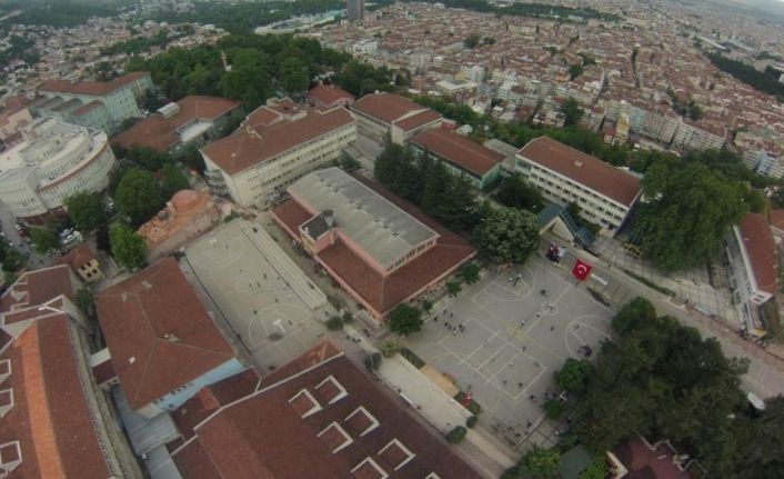Bursa’da asırlık meslek lisesine, tarihi yapının temelleri için ilk kazma vuruldu