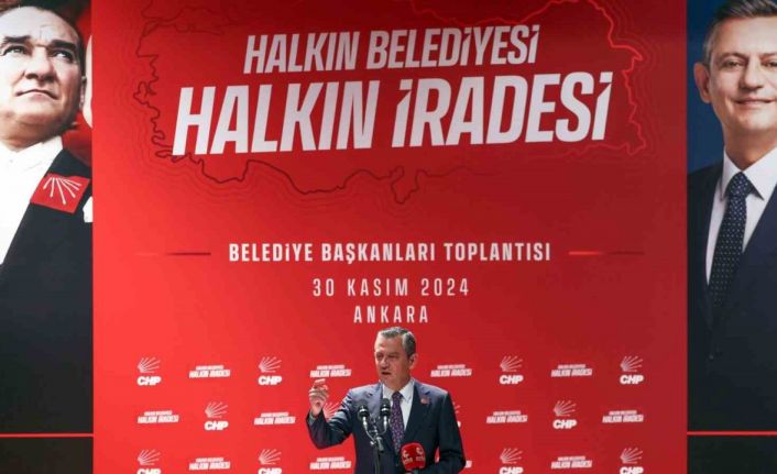 CHP Genel Başkanı Özel: “CHP’li belediyelerin çoğunda meclis çoğunluğu olmadığı için vergi ve SGK’yı ödemek yerine acil hizmetleri görmeyi tercih ettiler”