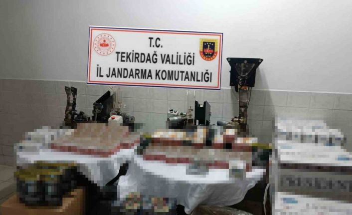 Çorlu’da kaçak tütün ve sigara dolum makineleri ele geçirildi