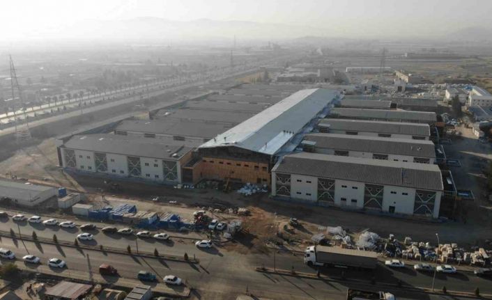 Deprem sonrası Kahramanmaraş’ta yeni hastaneler çelik konstrüksiyon ile inşa ediliyor