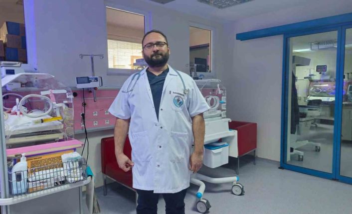 Doç. Dr. Değirmencioğlu: “ Prematüre bebek, tıbbi desteğin yanı sıra aile sevgisi ve sabrını da gerektirir.”