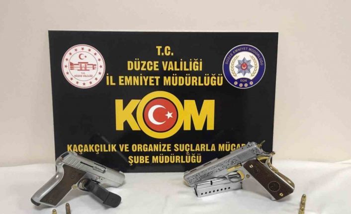 Düzce’de "yağma ve yaralama" suçlarından adliyeye sevk edilen 5 kişi tutuklandı