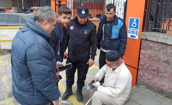 Engelli numarası yapan dilenci zabıta ve polisten kaçamadı
