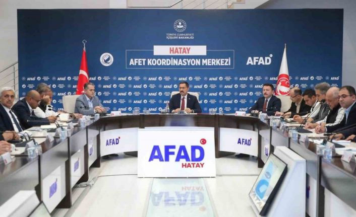 Hatay’da  TOKİ kentsel afet konutları ile yerinde kentsel dönüşüm değerlendirme toplantısı gerçekleştirildi