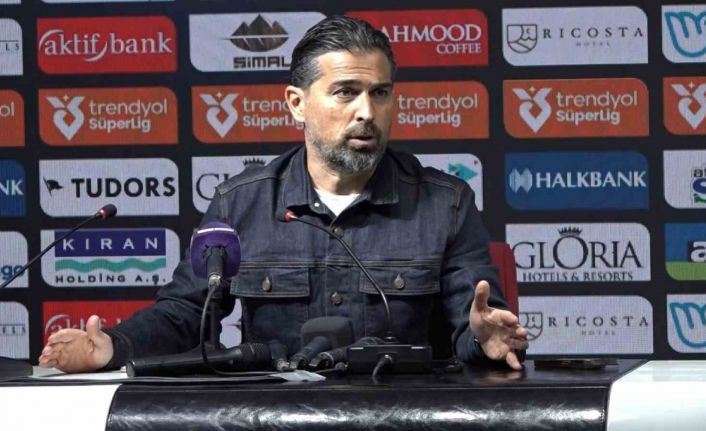 İlhan Palut: “Bu istek ve arzuyu diğer maçlara da yansıtmamız gerekiyor”