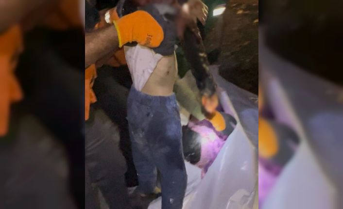 İsrail Gazze’de bir evi vurdu: Çoğu kadın ve çocuk en az 9 kişi hayatını kaybetti