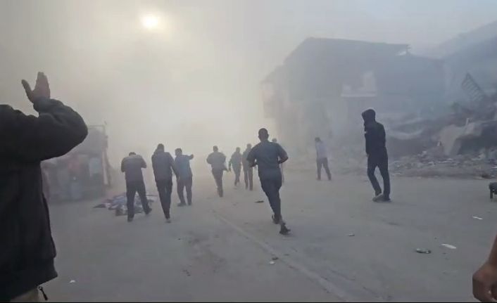 İsrail Gazze’de yerinden edilmiş sivilleri hedef aldı: En az 12 ölü, çok sayıda yaralı