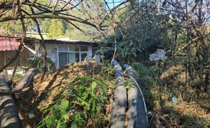 İstanbul’un göbeğinde 60 yıllık atık su sorunu vatandaşı çileden çıkardı