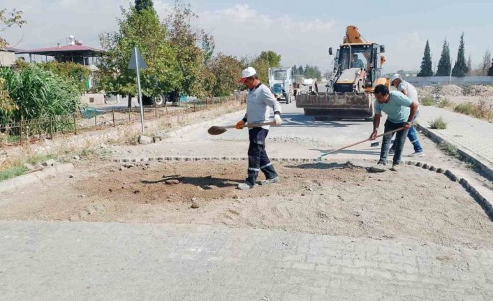 Kahramanmaraş’ta 11 ilçede yol bakım, onarım ve yenileme çalışmaları sürüyor
