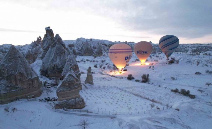 Kapadokya’da balon turları iptal edildi