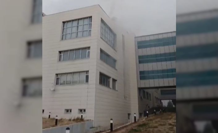 Kırklareli’nde üniversitede çıkan yangın söndürüldü