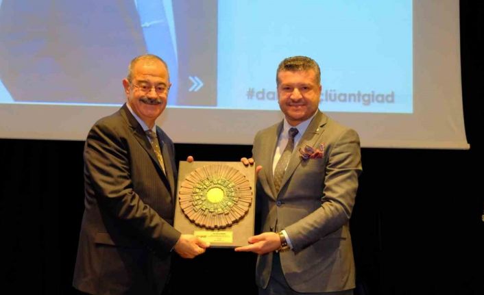 Konukoğlu: “İş dünyasında başarının temel unsurları dürüstlük, çalışkanlık ve insana yatırım yapmaktır”