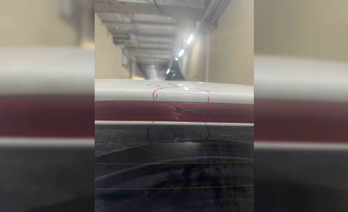 Küçükçekmece’de halı sahaya giderken serseri kurşunun hedefi olan genç hayatını kaybetti