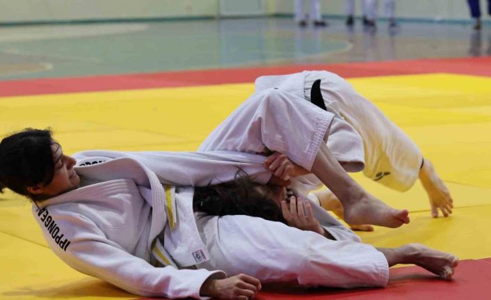 Manisa’da 2024-2025 Eğitim Öğretim Yılı Okul Sporları judo müsabakalarıyla başladı