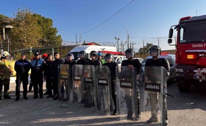 Ödemiş M Tipi Kapalı Cezaevi’nde "İsyan ve Yangın Tatbikatı" düzenlendi