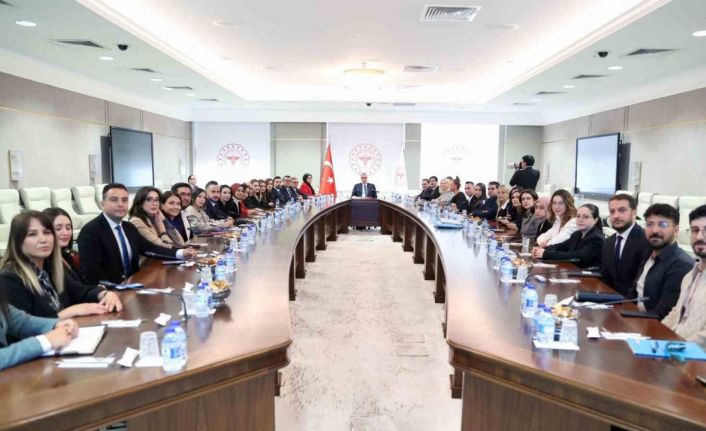 Sağlık Bakanı Memişoğlu: "Özel hastaneler mevzuatını tamamen yeniliyoruz"