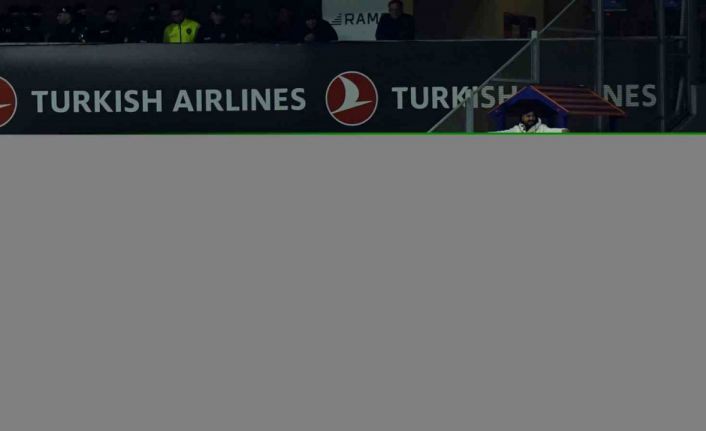 Trendyol Süper Lig: Başakşehir: 2 - Göztepe: 0 (Maç devam ediyor)