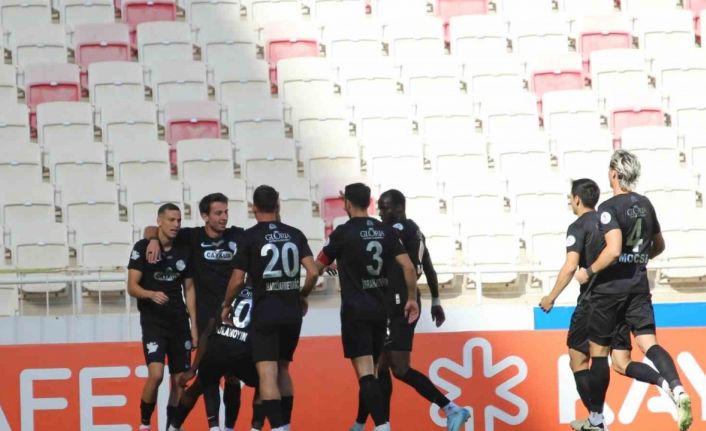 Trendyol Süper Lig: NG Sivasspor: 0 - Çaykur Rizespor: 1 (İlk yarı)