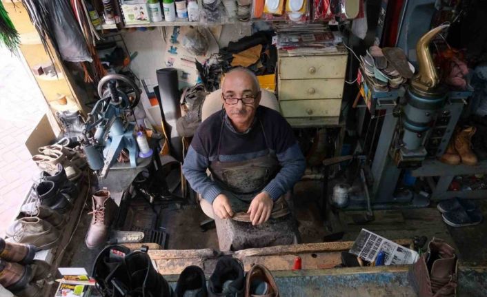 Yarım asırdır aynı dükkanda hizmet veriyor