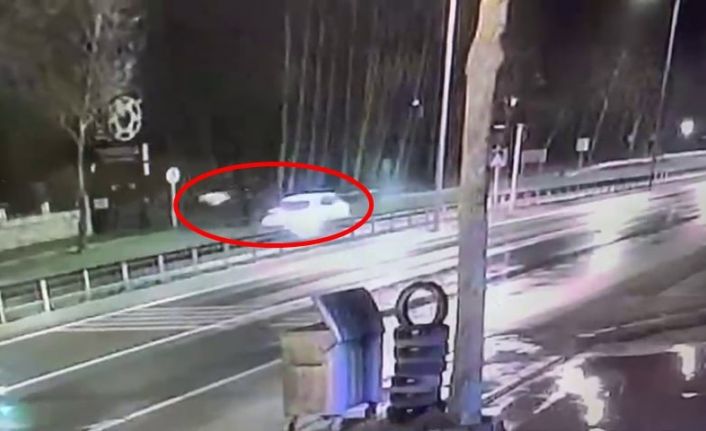 10 yaşındaki çocuğu hayattan koparan feci kaza kamerada: Metrelerce havaya savrulmuş